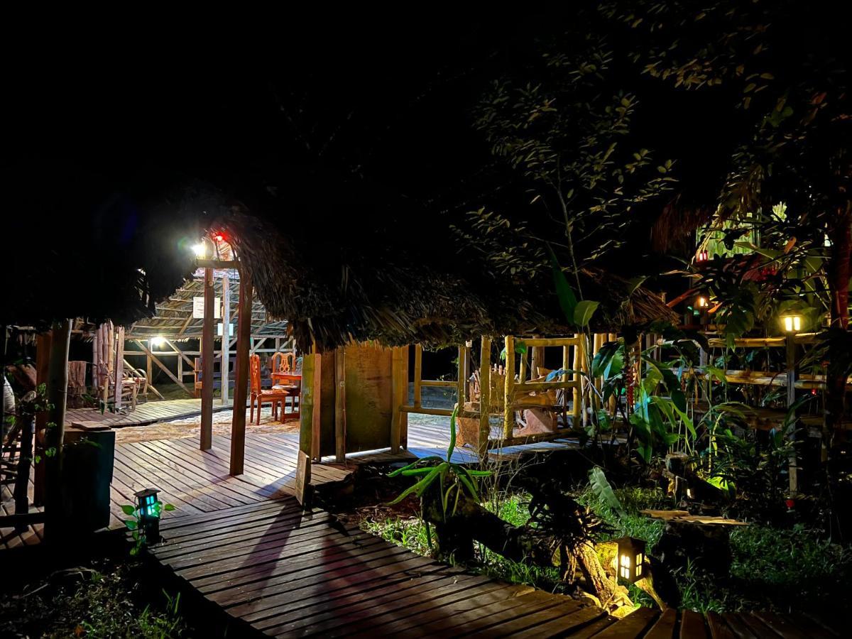 Cabanas Bambutan Palenque Bagian luar foto